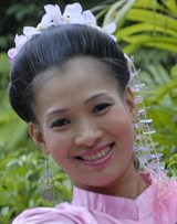 The photogenic Thai smile.